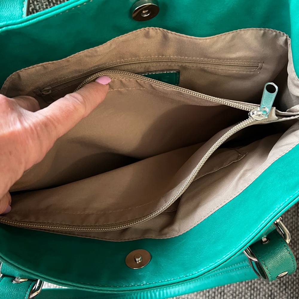 Relic Large Purse - Picture 4 of 7